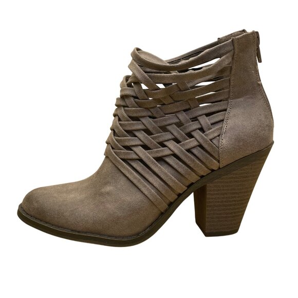 Fergalicious Women’s Taupe Zip Closure Heeled Weever Ankle Booties Size 7.5M - Picture 4 of 10